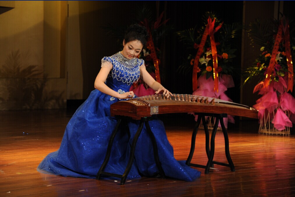 錦綸長(cháng)絲織物，驚艷了時(shí)光~